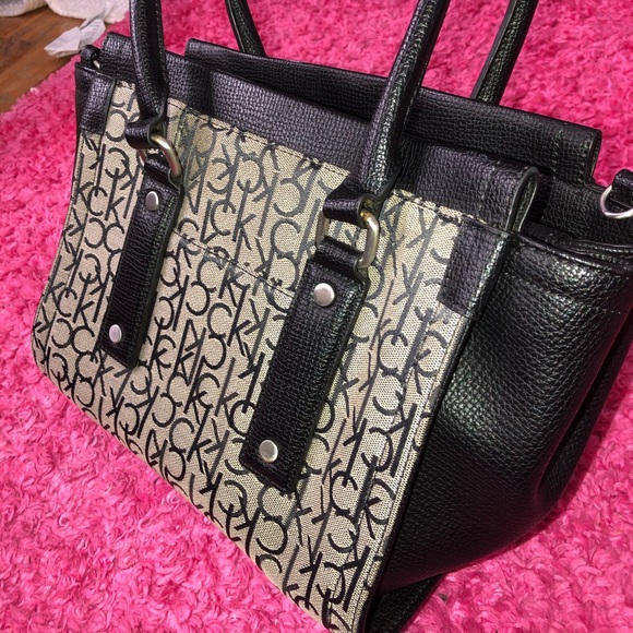 Calvin klein black handbag - Picture 6 of 8